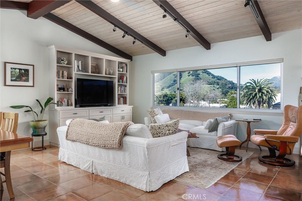 Property Photo:  1415 Morro Street 9  CA 93401 