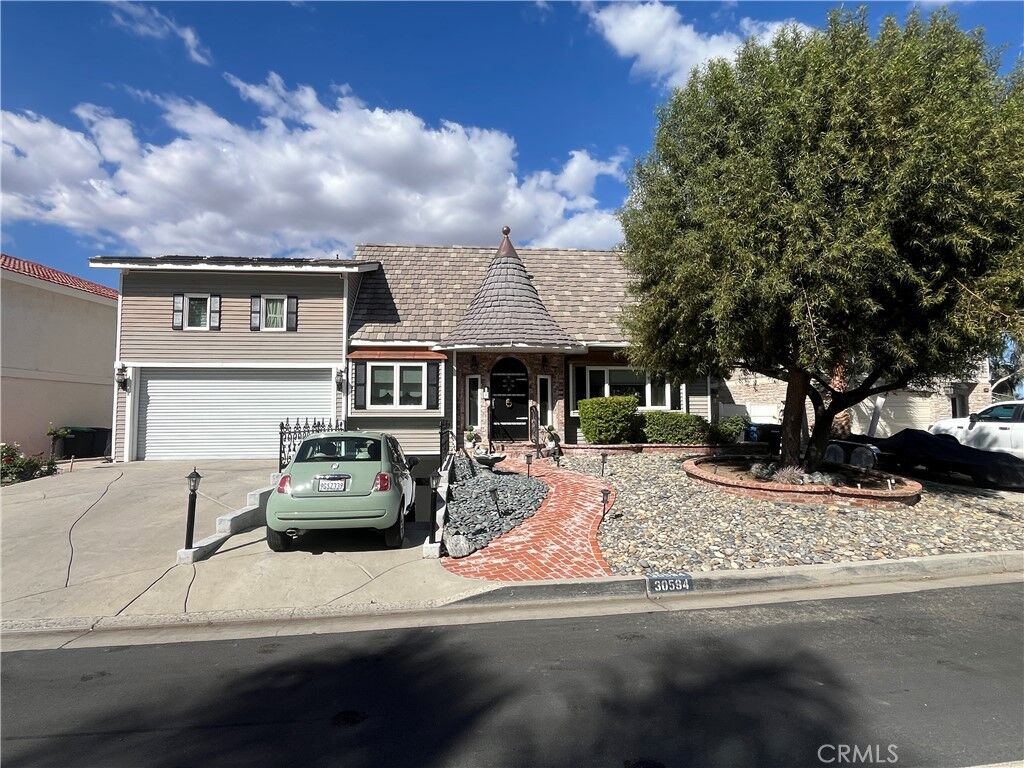 Property Photo: 30594 Longhorn Drive CA 92587