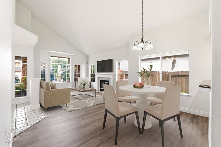 Property Photo:  14 Las Uvas Court  CA 95833 