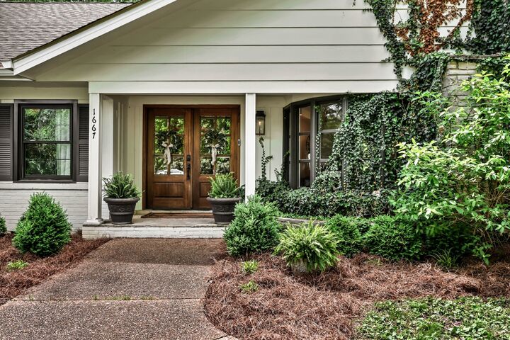 Property Photo:  1667 Simpson Dr  TN 37043 