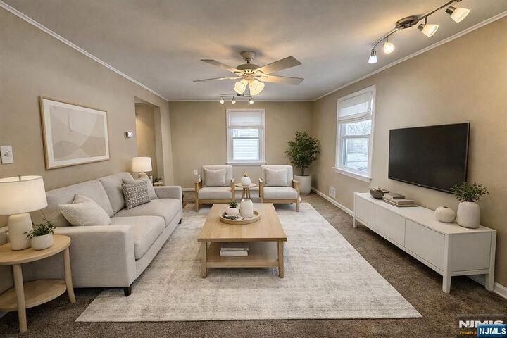 Property Photo:  73 Horton Avenue 2  NJ 07506 