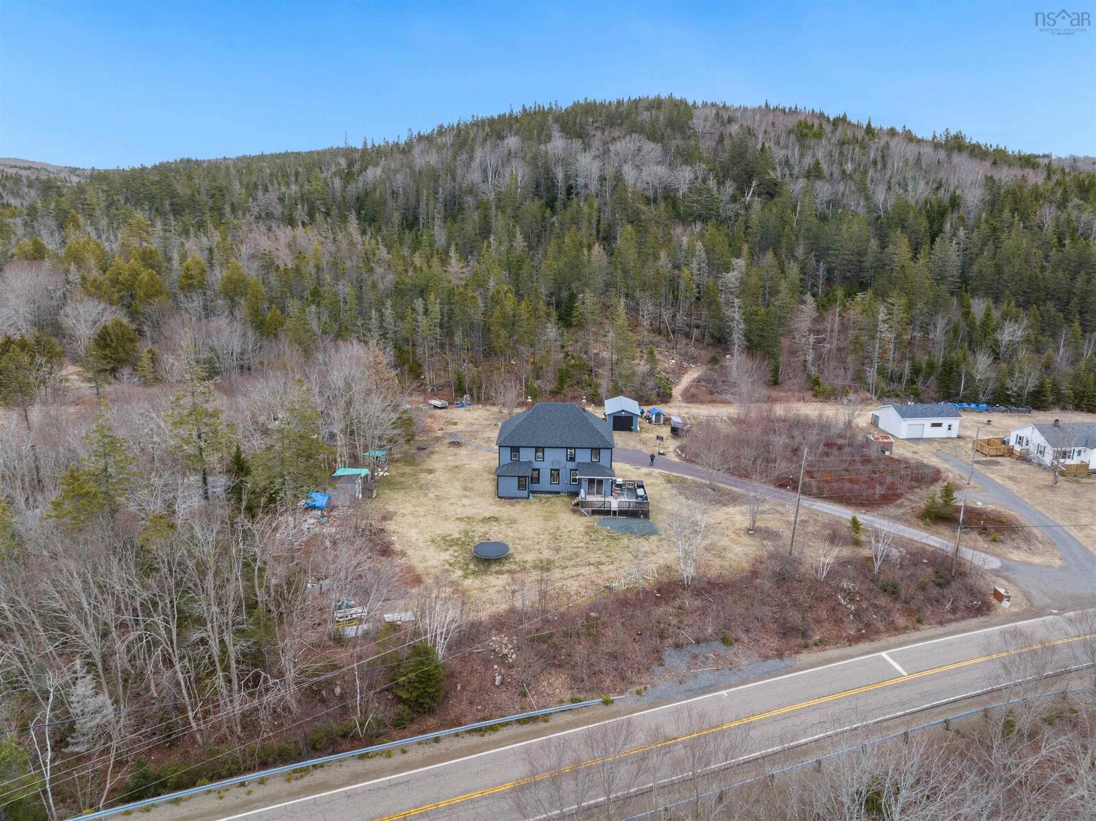 Property Photo: 16236 Highway 316 NS B0H 1J0