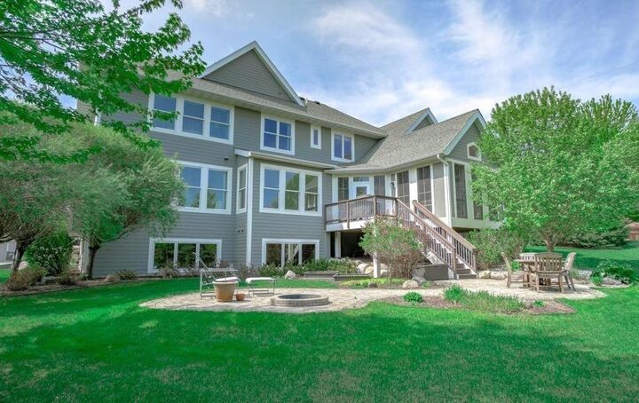 Property Photo:  587 Lake Ridge Drive  MN 55126 