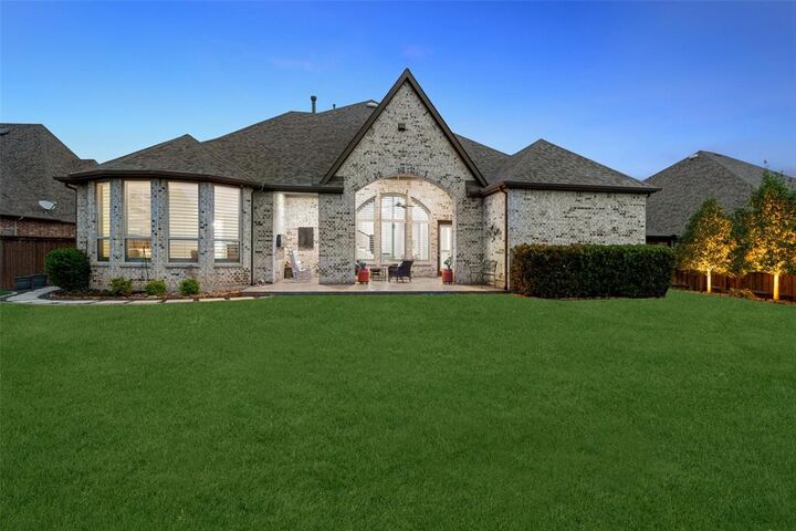 Property Photo:  8009 Three Forks Trail  TX 75071 