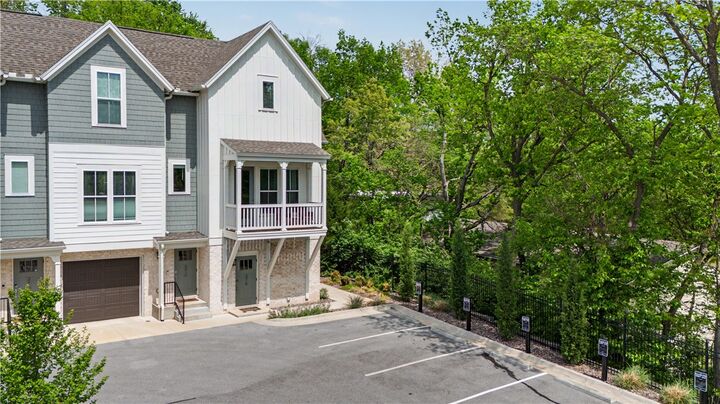 Property Photo:  374 S Hill Avenue  AR 72701 
