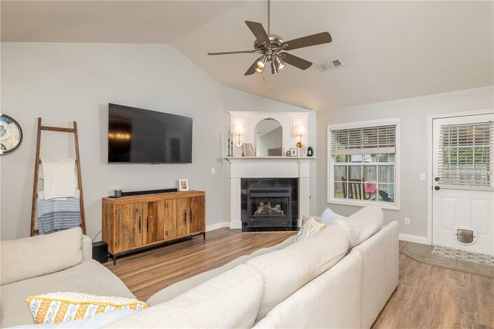 Property Photo:  34 Saxony Street  AR 72730 