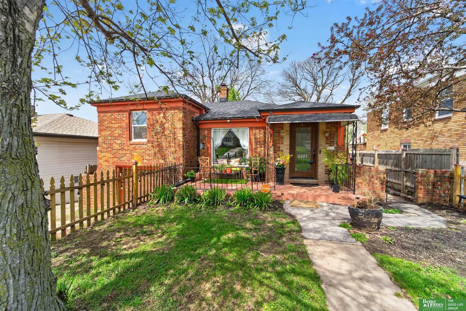 Property Photo:  6814 Maple Street  NE 68104 