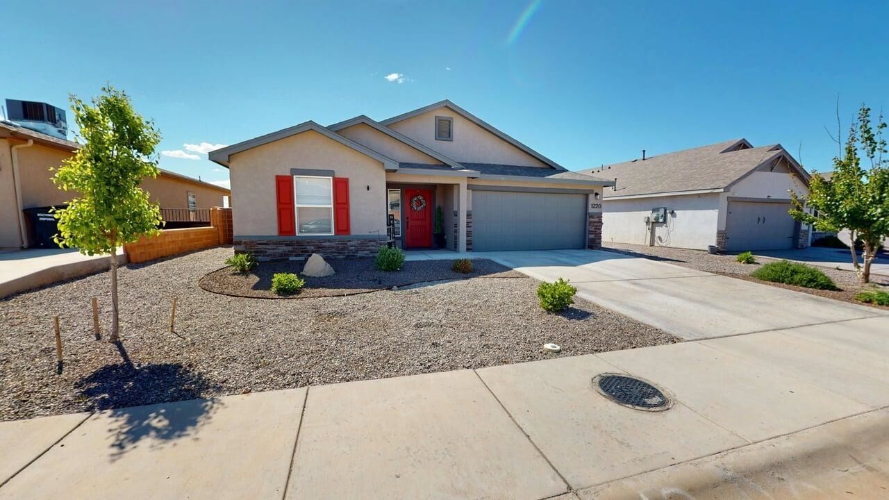 Property Photo:  1220 San Carlos St  NM 88310 
