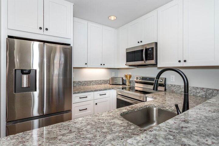 Property Photo: 1241-1251 Adams St F407 MA 02124