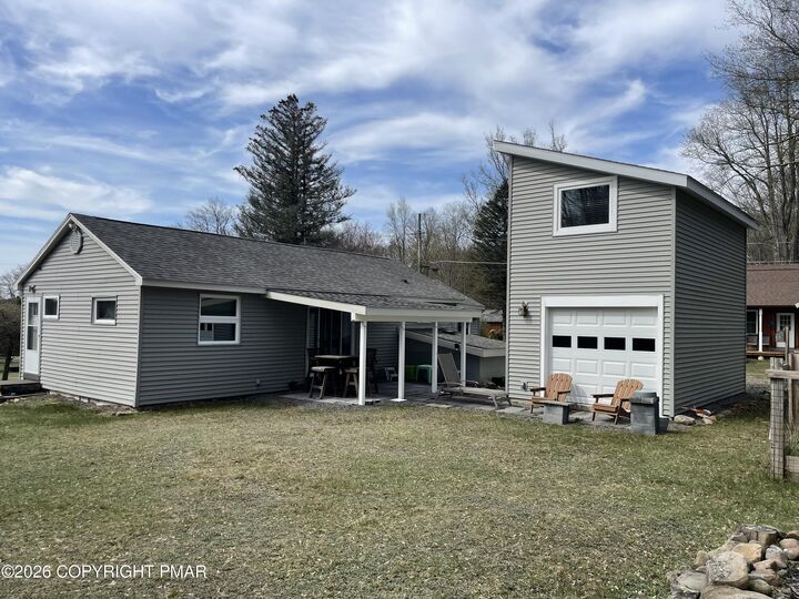 Property Photo:  9 Beech Street  PA 18424 