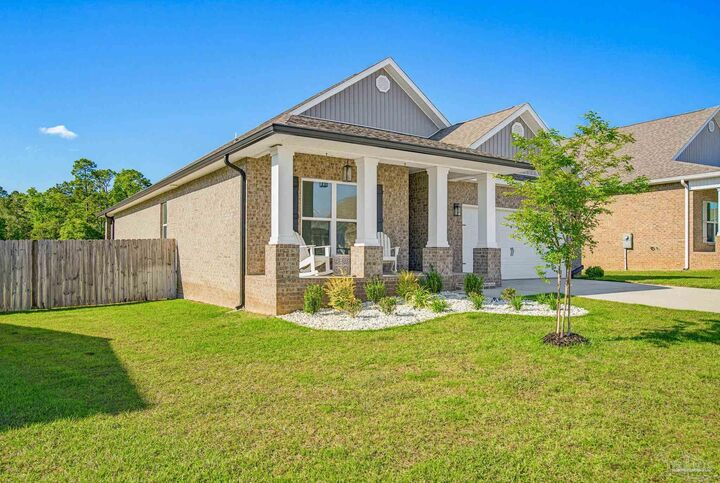 Property Photo:  7862 Burnside Loop  FL 32526 