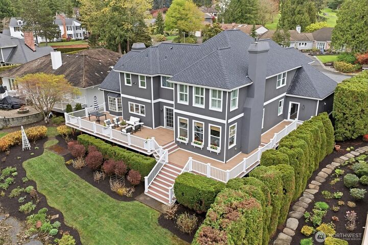 Property Photo:  14127  205th Avenue NE  WA 98077 