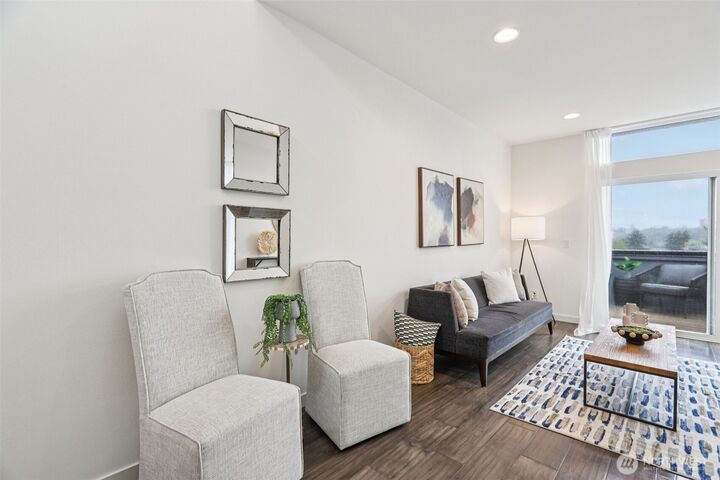 Property Photo:  1310  Yakima Avenue S  WA 98144 