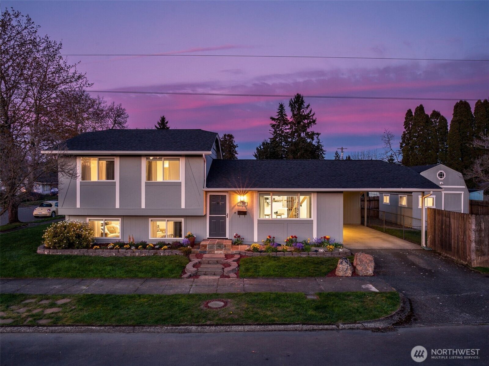 Property Photo:  721 W 4th Street  WA 98531 