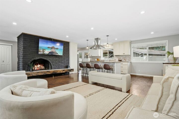 Property Photo:  4707  122nd Place NE  WA 98271 