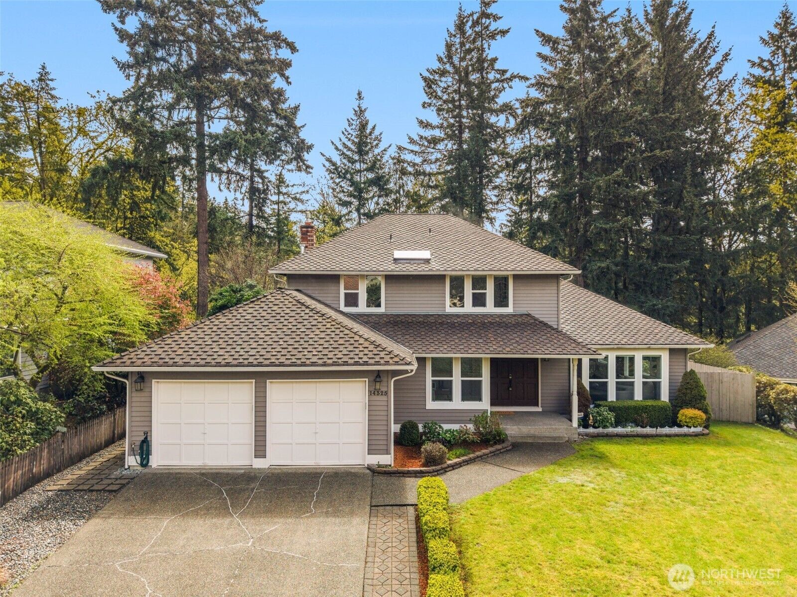 Property Photo:  14325 SE 63rd Street  WA 98006 