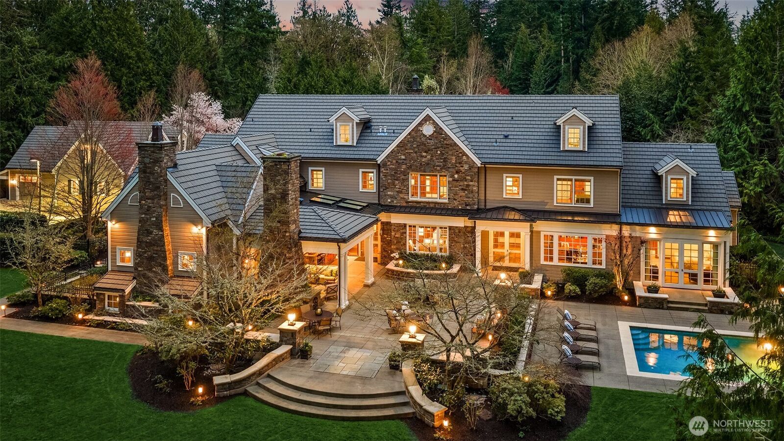 Property Photo:  2045  250th Place NE  WA 98074 