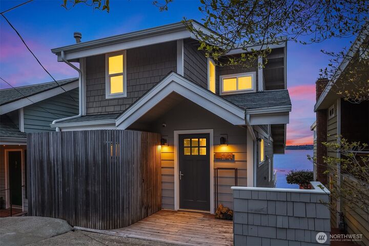 Property Photo: 306 SW 292nd Street WA 98023