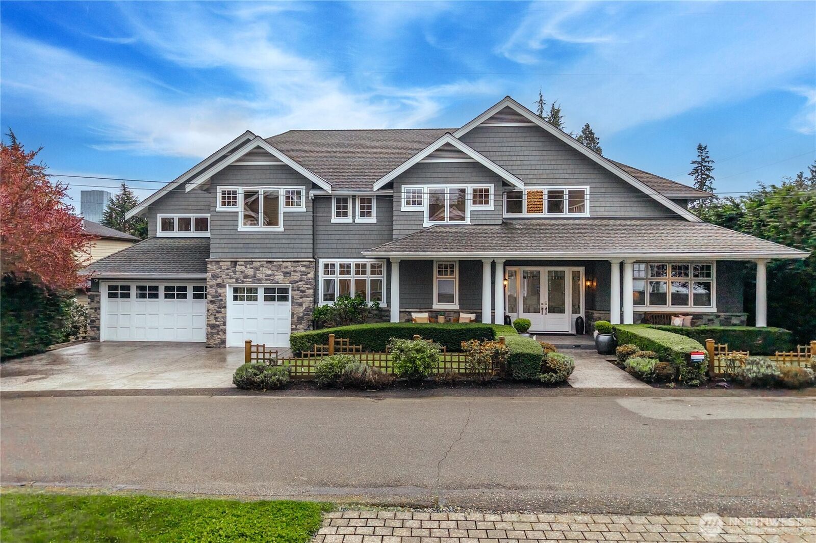 Property Photo:  10021  NE 16th Place  WA 98004 