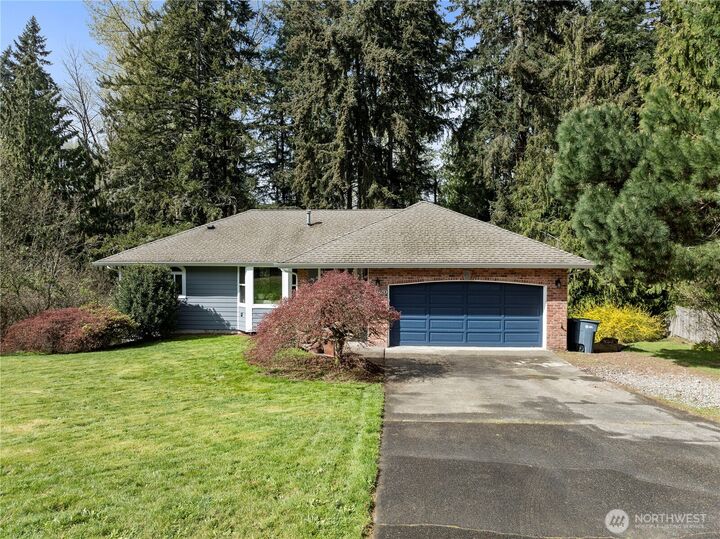 Property Photo:  11620  114th Avenue E  WA 98374 