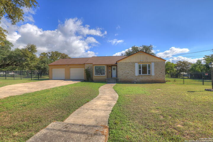 Property Photo:  800 N Bishop  TX 78666 