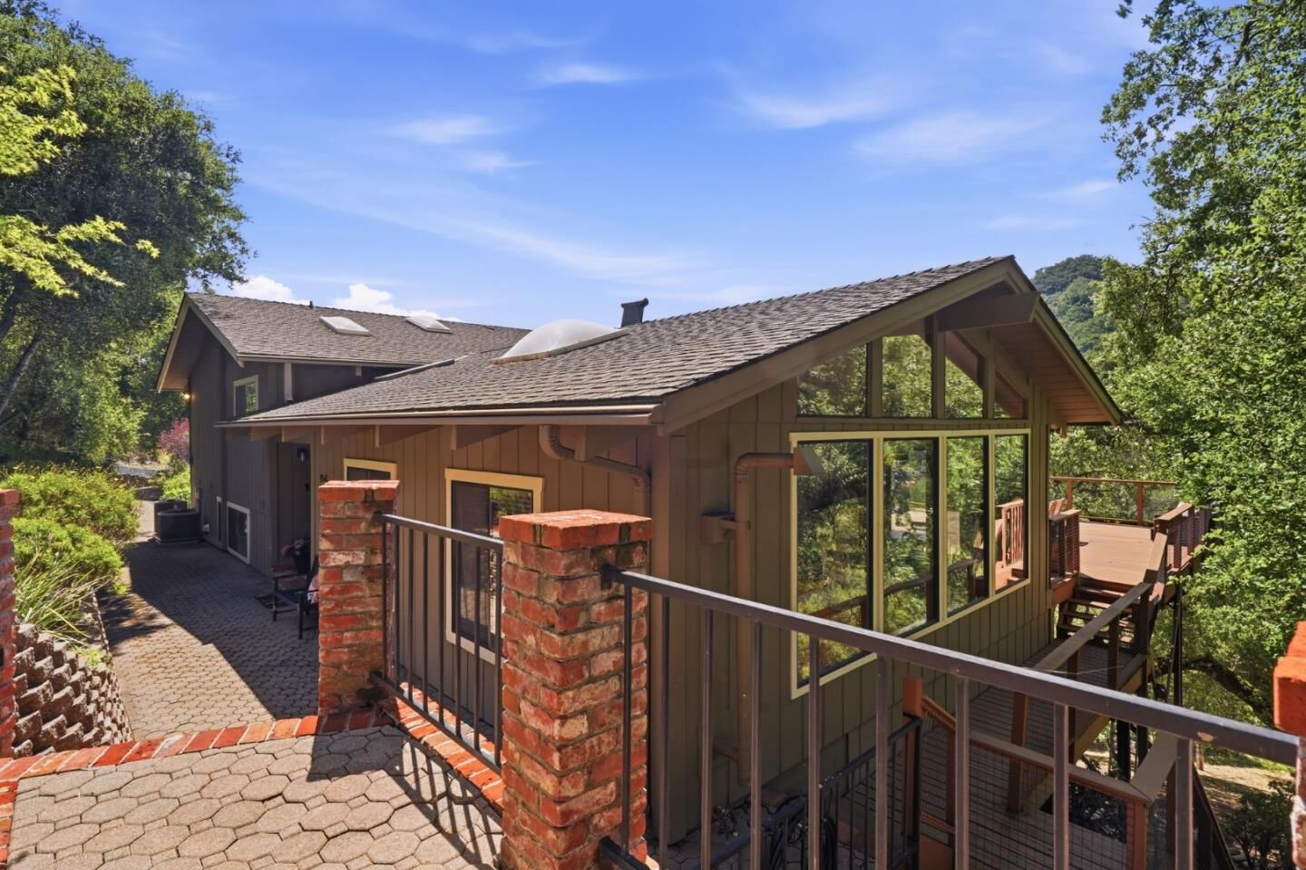 Property Photo:  15540 Armsby Lane  CA 95037 
