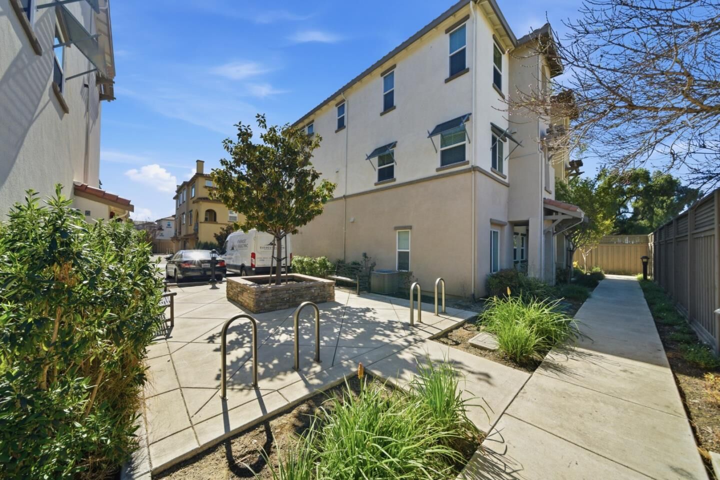 Property Photo:  4023 Clydesdale Common  CA 94555 