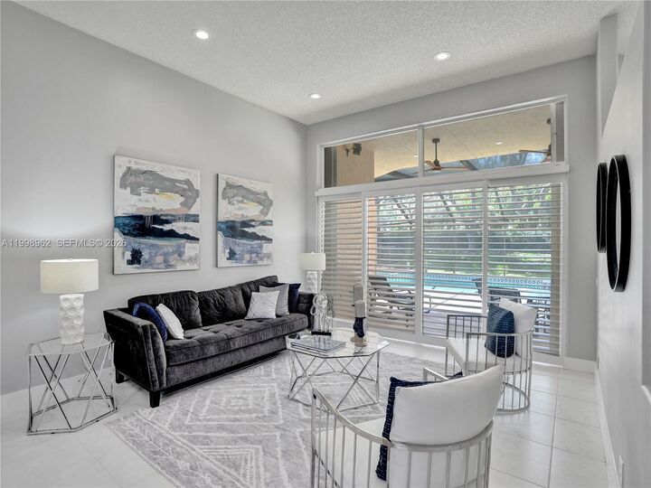 Property Photo:  1356 Ginger Cir  FL 33326 