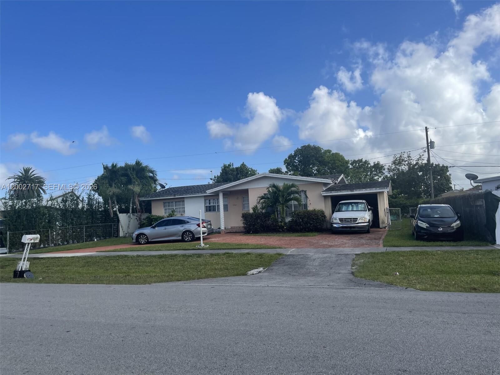 Property Photo:  11960 SW 176th St  FL 33177 