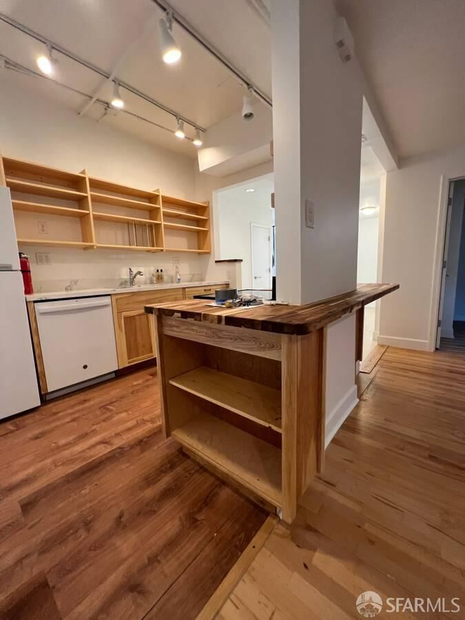 Property Photo:  1404 Van Dyke Avenue B  CA 94124 