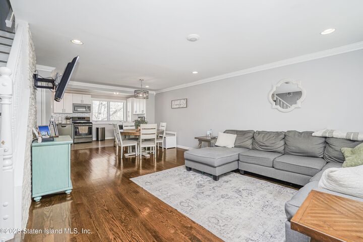 Property Photo: 43 Wirt Avenue NY 10309