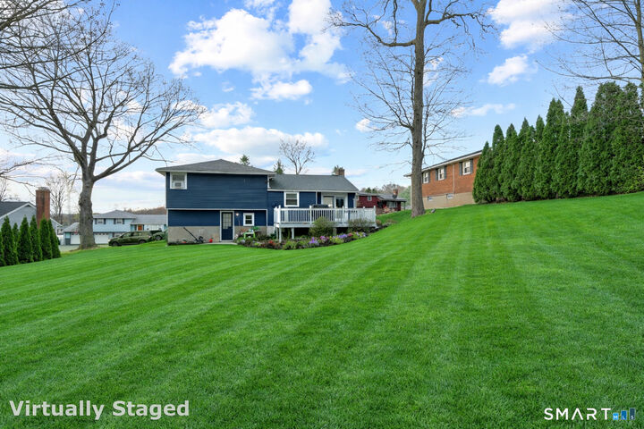 Property Photo:  41 Pine Tree Ridge  CT 06450 