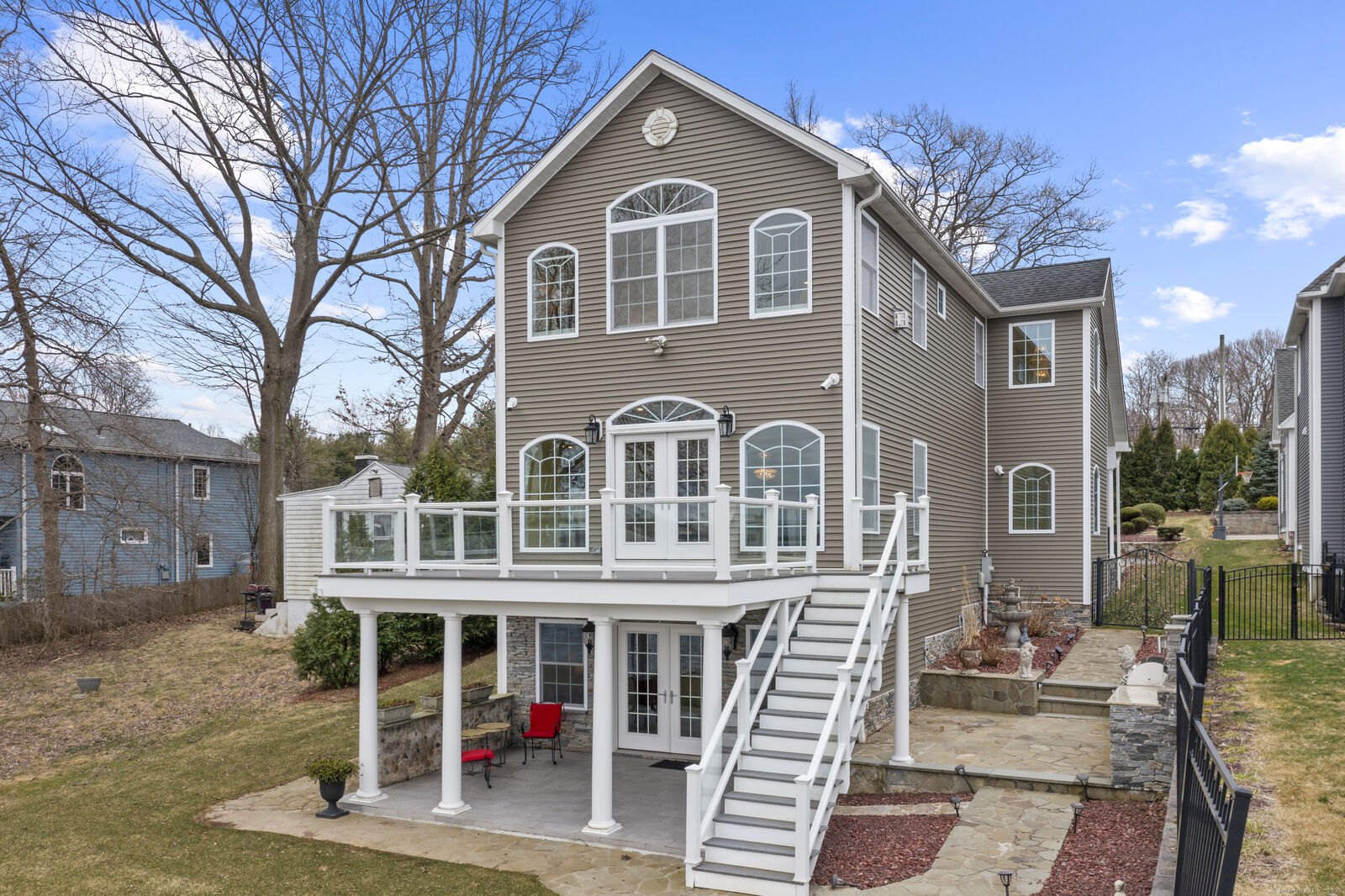 Property Photo: 1727 Meriden Road CT 06716