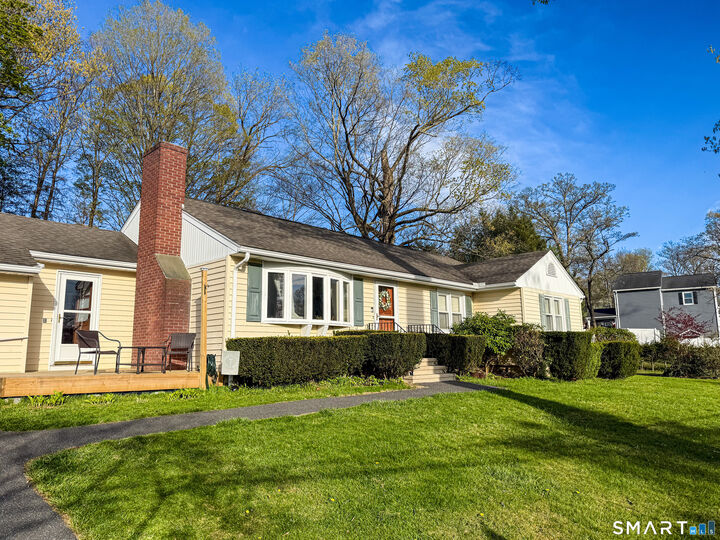 Property Photo:  10 Cedar Street  CT 06811 