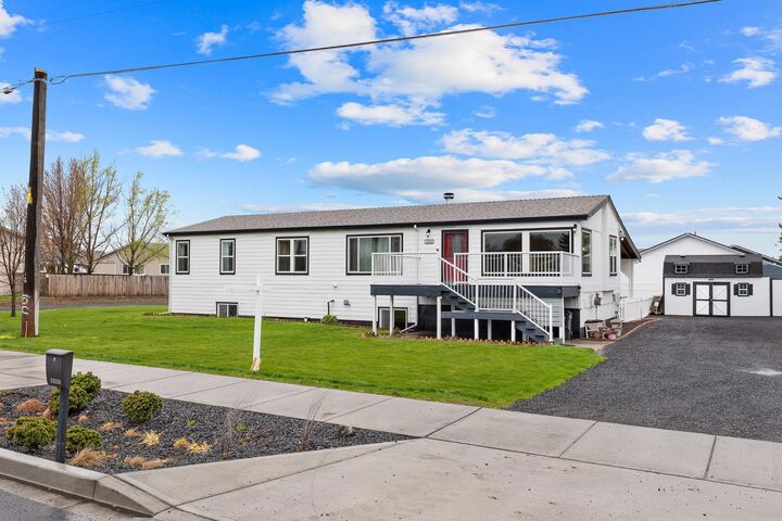 Property Photo: 13118 W 6th Ave WA 99001