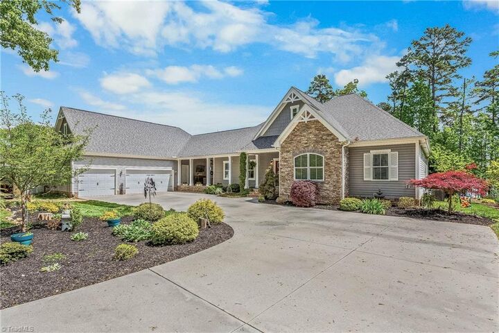 Property Photo:  695 Scout Road  NC 27292 