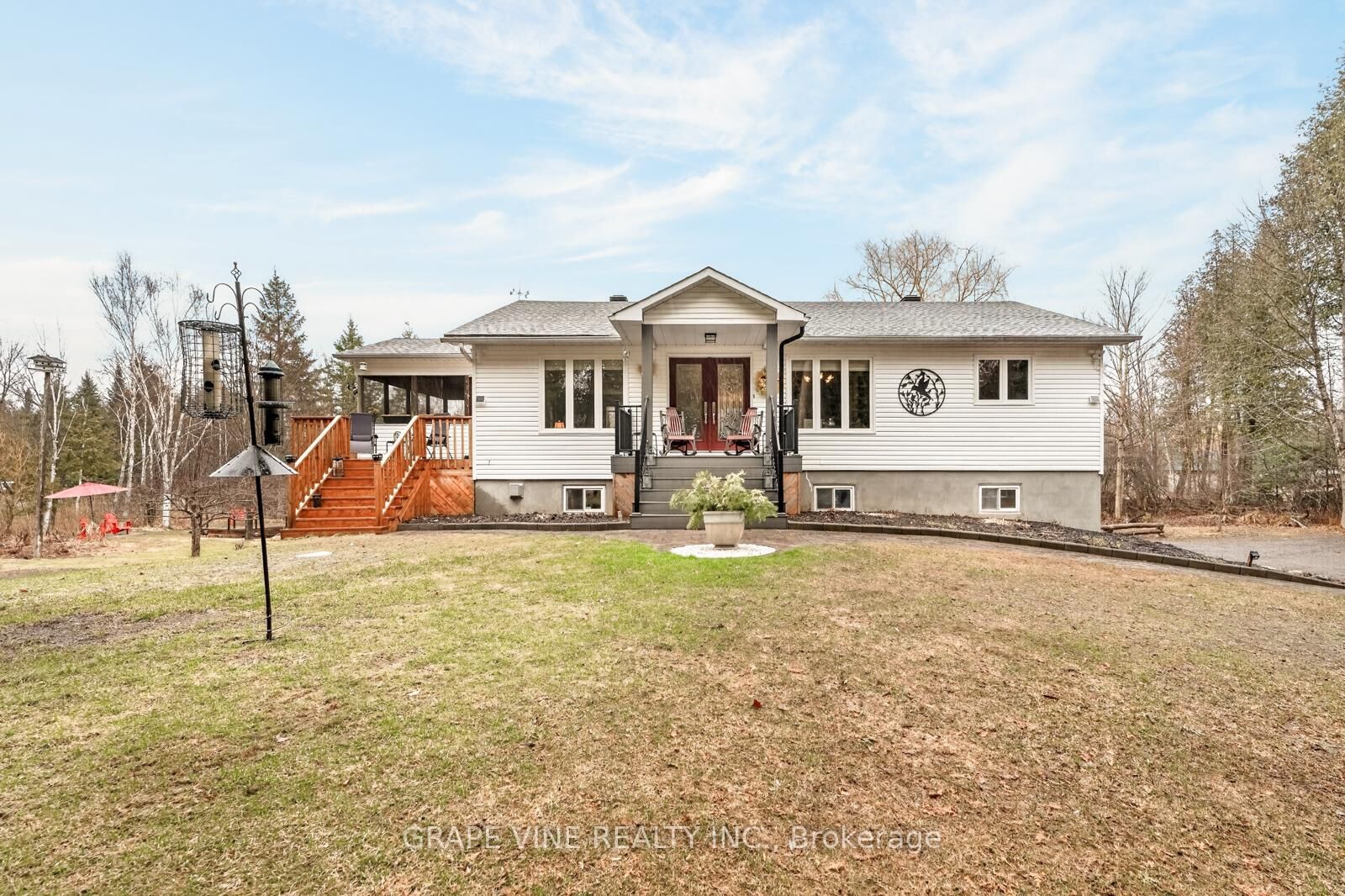 Property Photo:  119 Sierra Woods Drive  ON K0A 1L0 