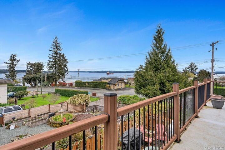 11090 Chemainus Rd — photo 1