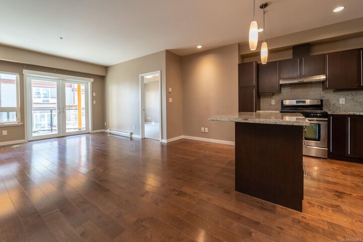 Property Photo: 6591 Lincroft Rd #204 BC V9Z 1M2