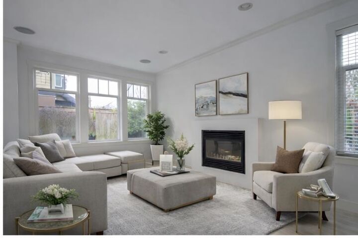 Property Photo: 4780 55B Street 9 BC V4K 3B7