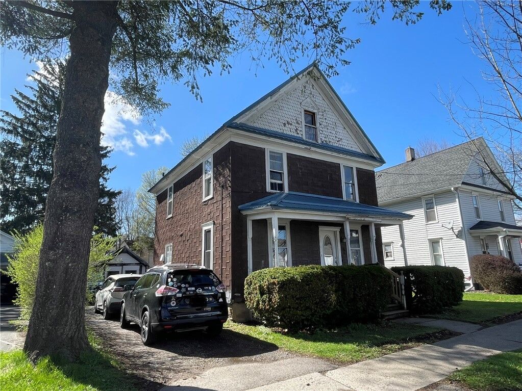 Property Photo:  4 Delaware Avenue  NY 13045 
