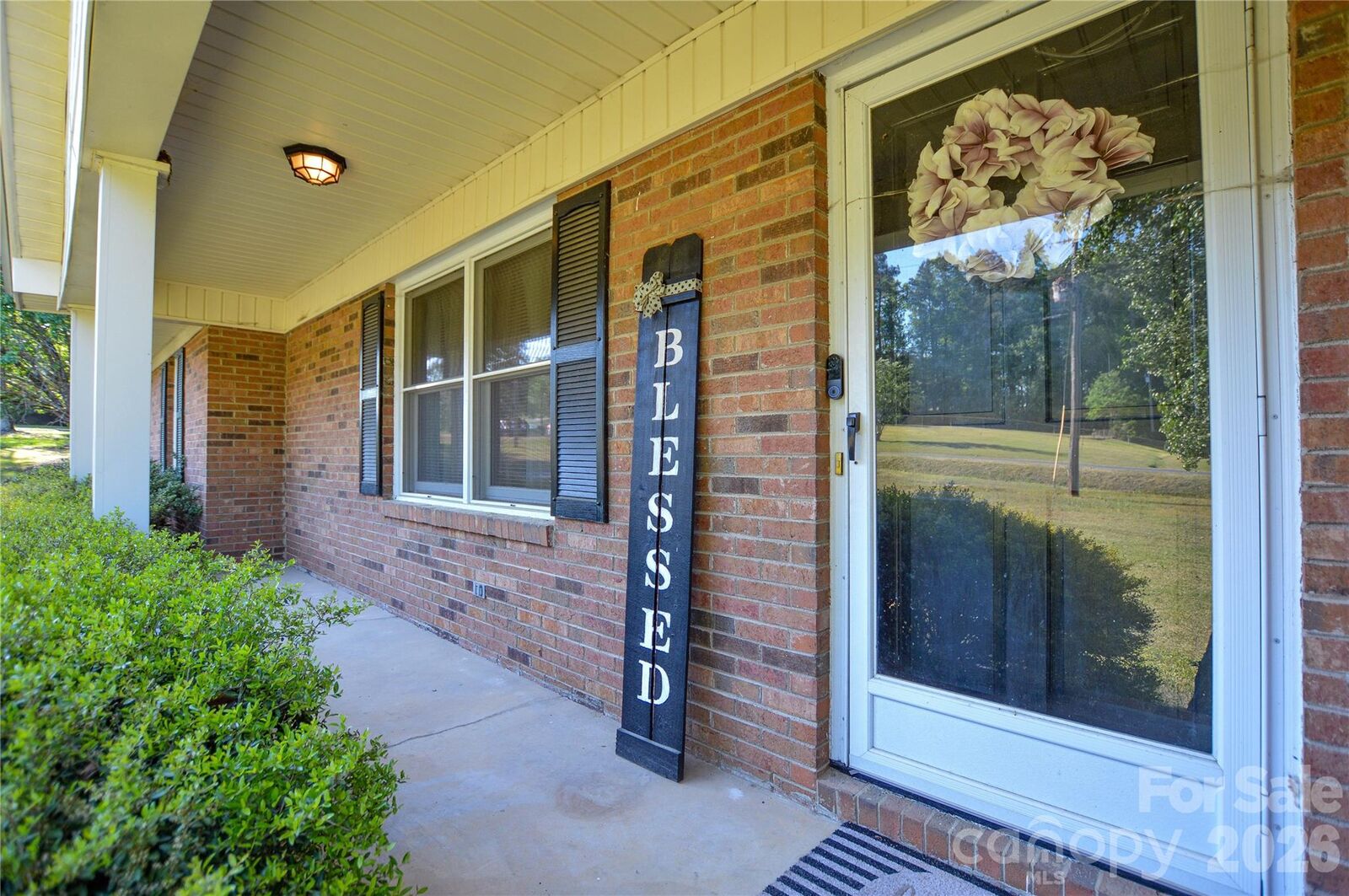 Property Photo:  97 Robin Road  NC 28170 
