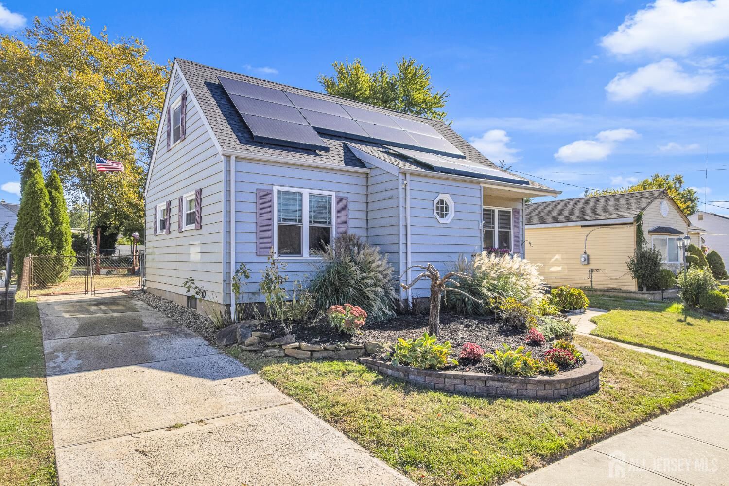 Property Photo:  104 Boehmhurst Avenue  NJ 08872 