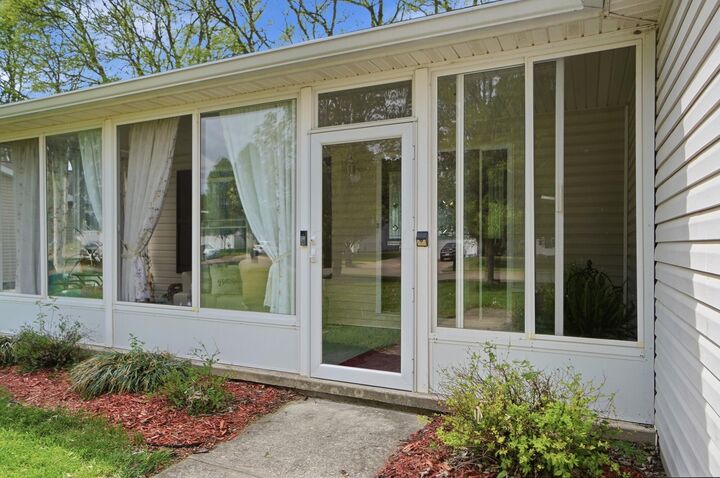 Property Photo:  5014 Lee Road  OH 43103 