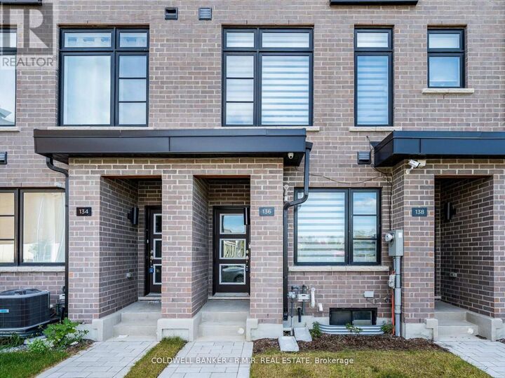 Property Photo:  136 Brockley Drive  ON M1P 3C1 