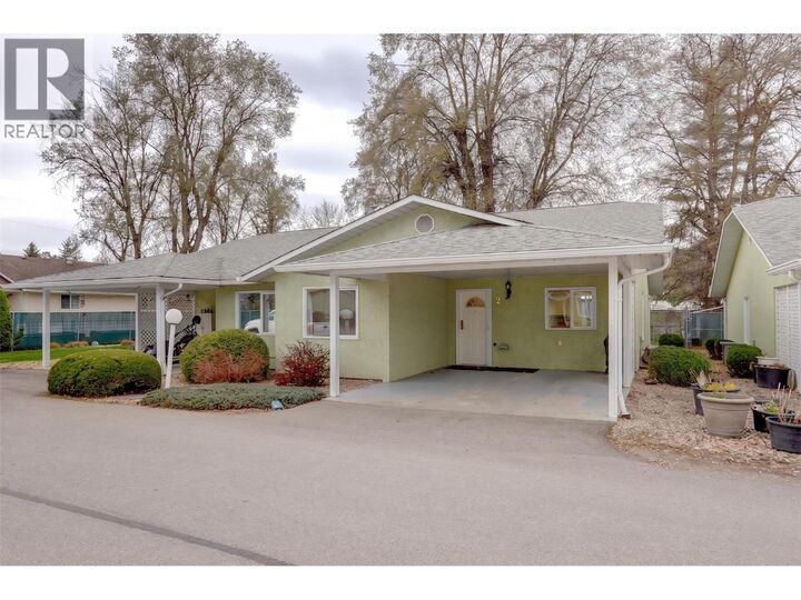 Property Photo: 2180 Fletcher Avenue 2 BC V0E 1B1