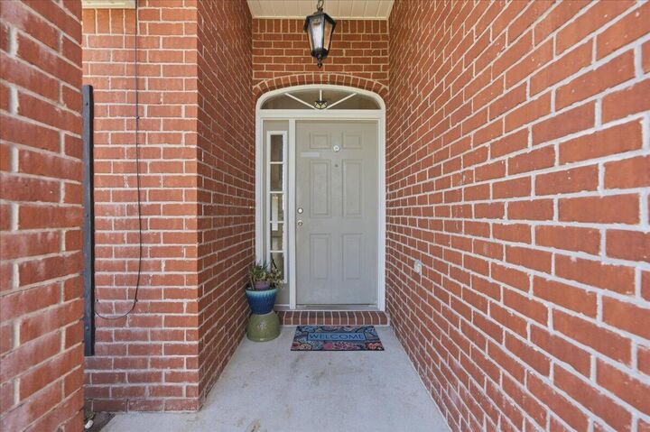 Property Photo:  1945 Shadow Lake Drive  FL 32563 