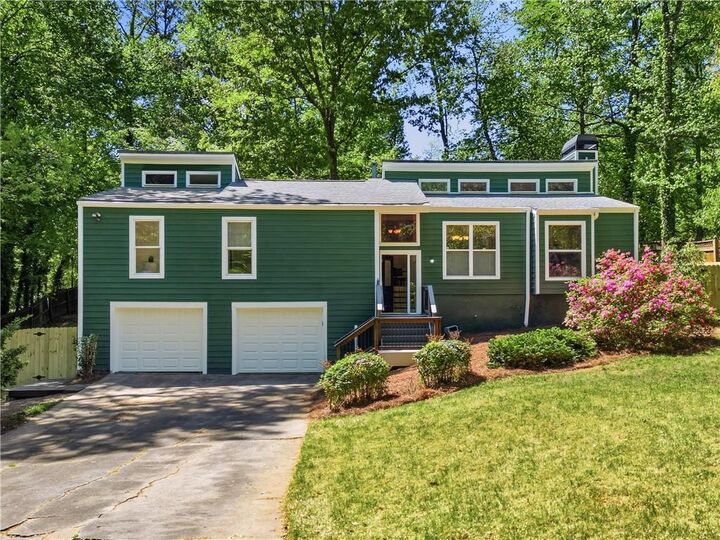 Property Photo:  2530 Kingsley Drive NE  GA 30062 