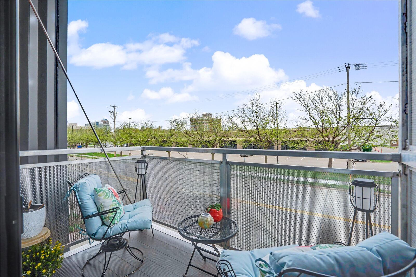 Property Photo:  450 SW 7th Street 209  IA 50309 