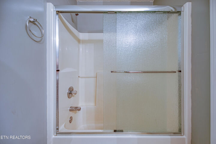 Property Photo:  180 Hidden Oaks Lane  TN 37772 